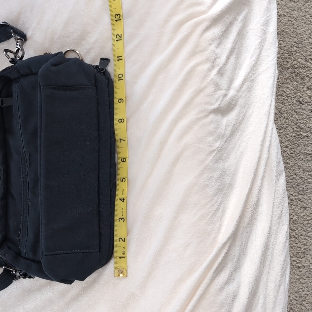 Lug Scoop Crossbody Bag Navy - Picture 3 of 15